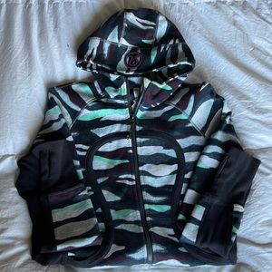 Lululemon Scuba Hoodie - Size 8 Like New!